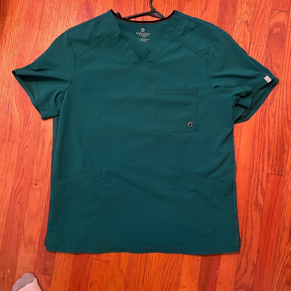 Men's Green Scrub Top